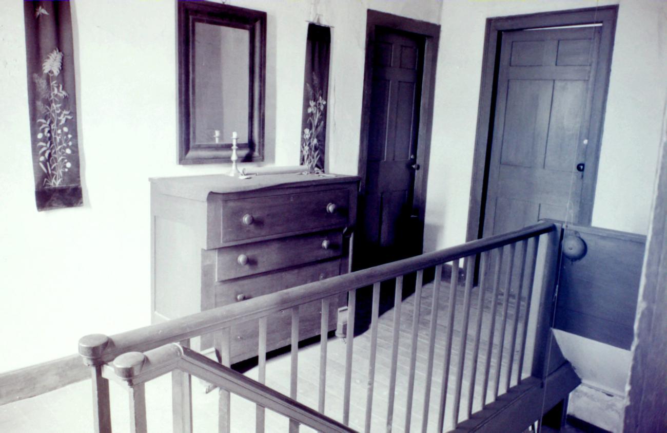Image of Griswold Inn Interior, Upper Hallway