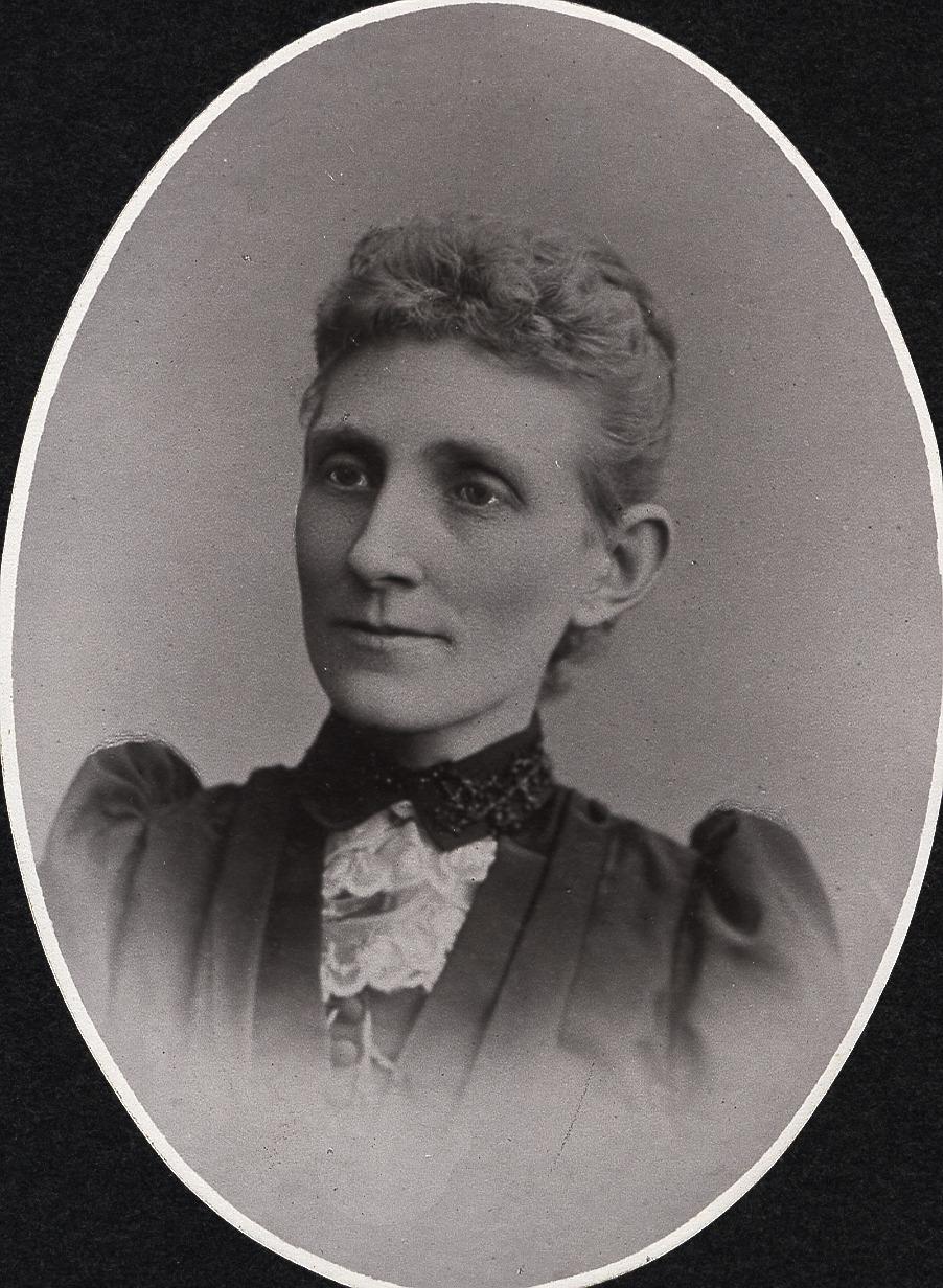 Minnie Brelsford Lewis
