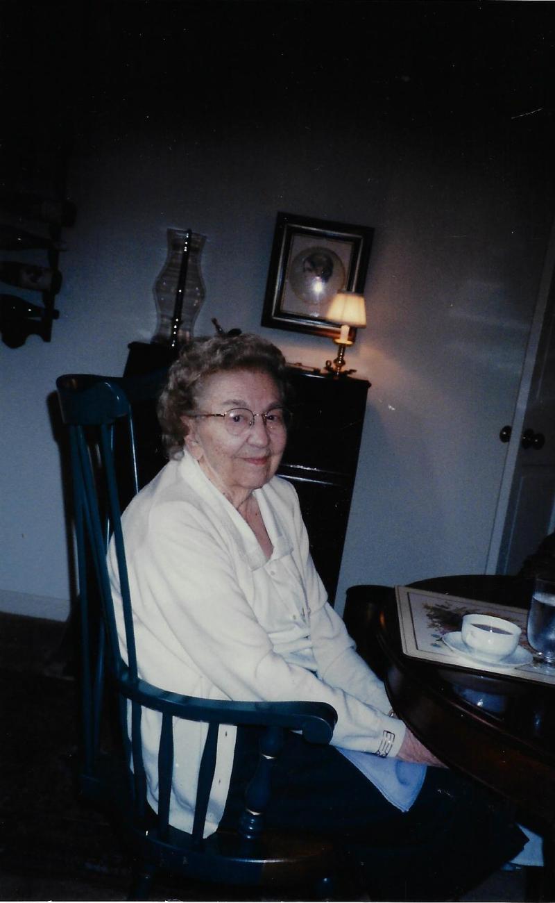 Photograph of Evelyn Conkle Gilbert