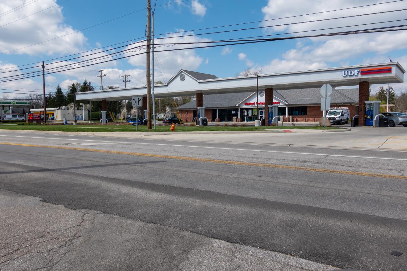 Photograph of Gas Station During Ohio’s Stay at Home Order of 2020