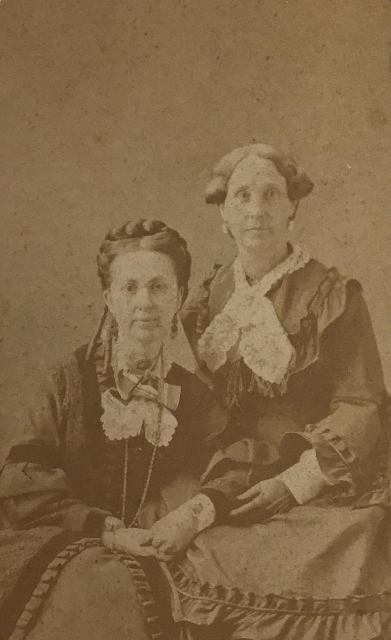 Photograph of Helen Maynard Metcalf and Mary Johnson Sessions
