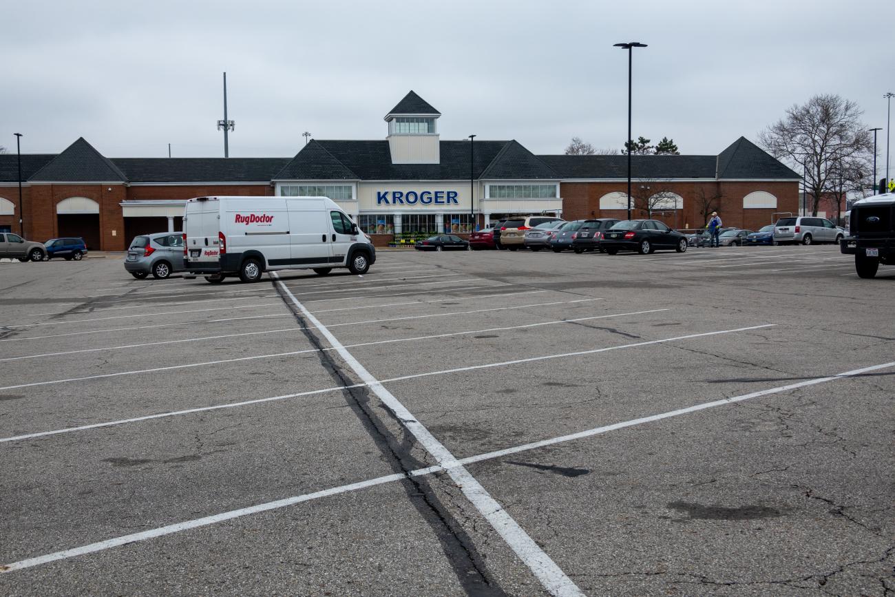 Photograph of Kroger Grocery Store During Ohio's Stay At Home Order Of 2020