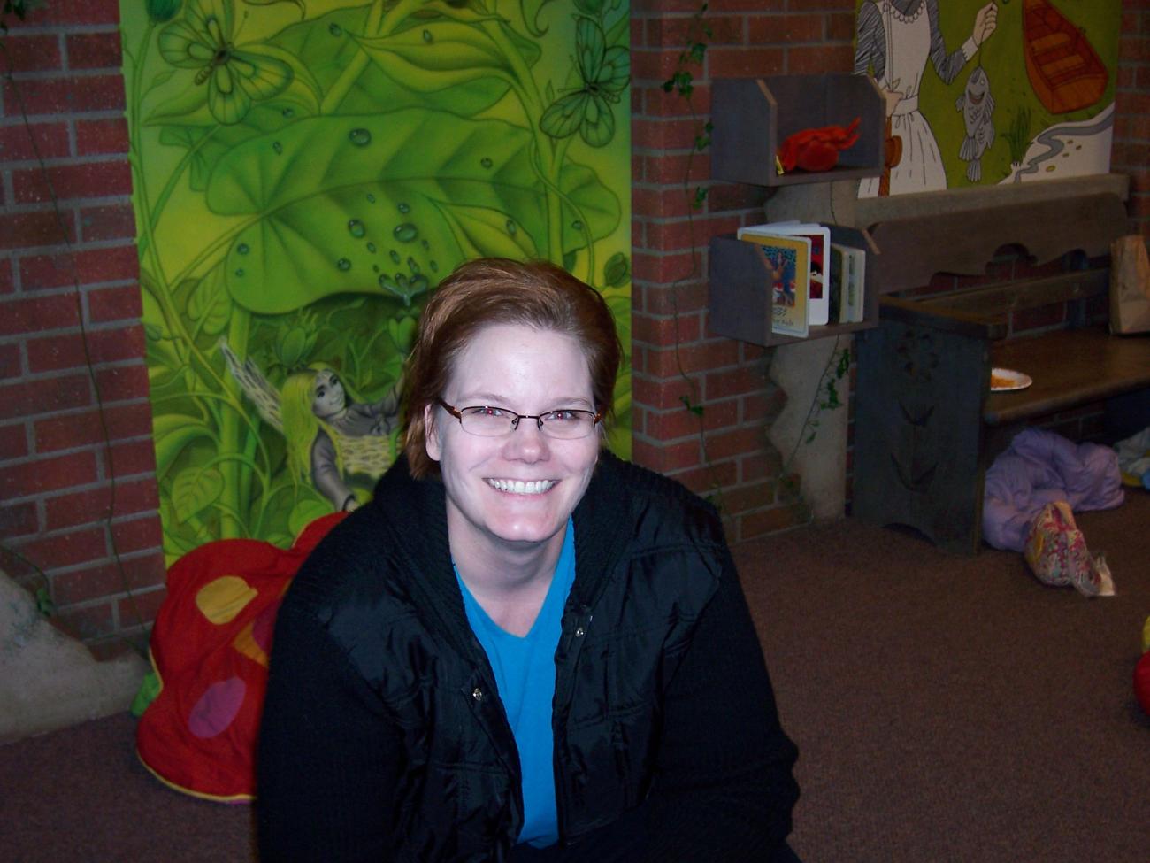 Photograph of Librarian Ann Pechacek at the 2007 Teen Read-A-Thon