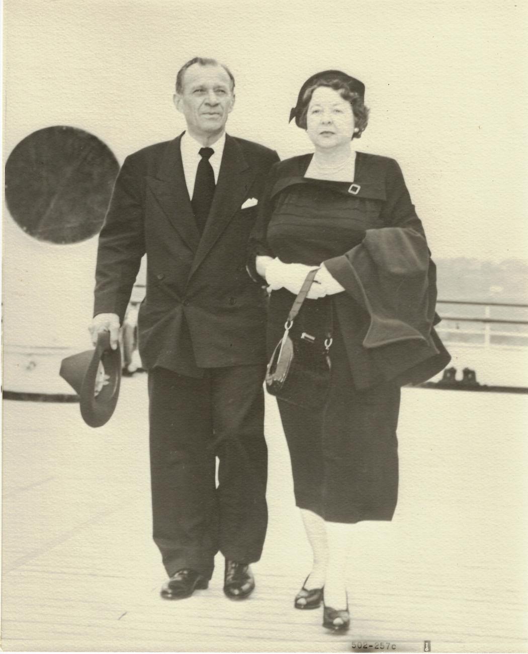 Photograph of William S. and Harriet Torrey Evatt