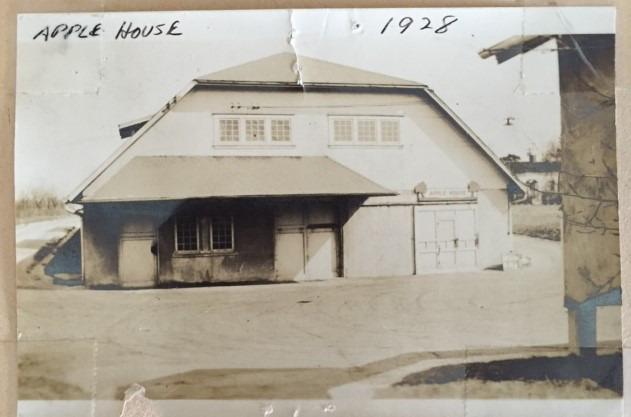 Photograph of the Apple House Exterior at the Brown Fruit Farm