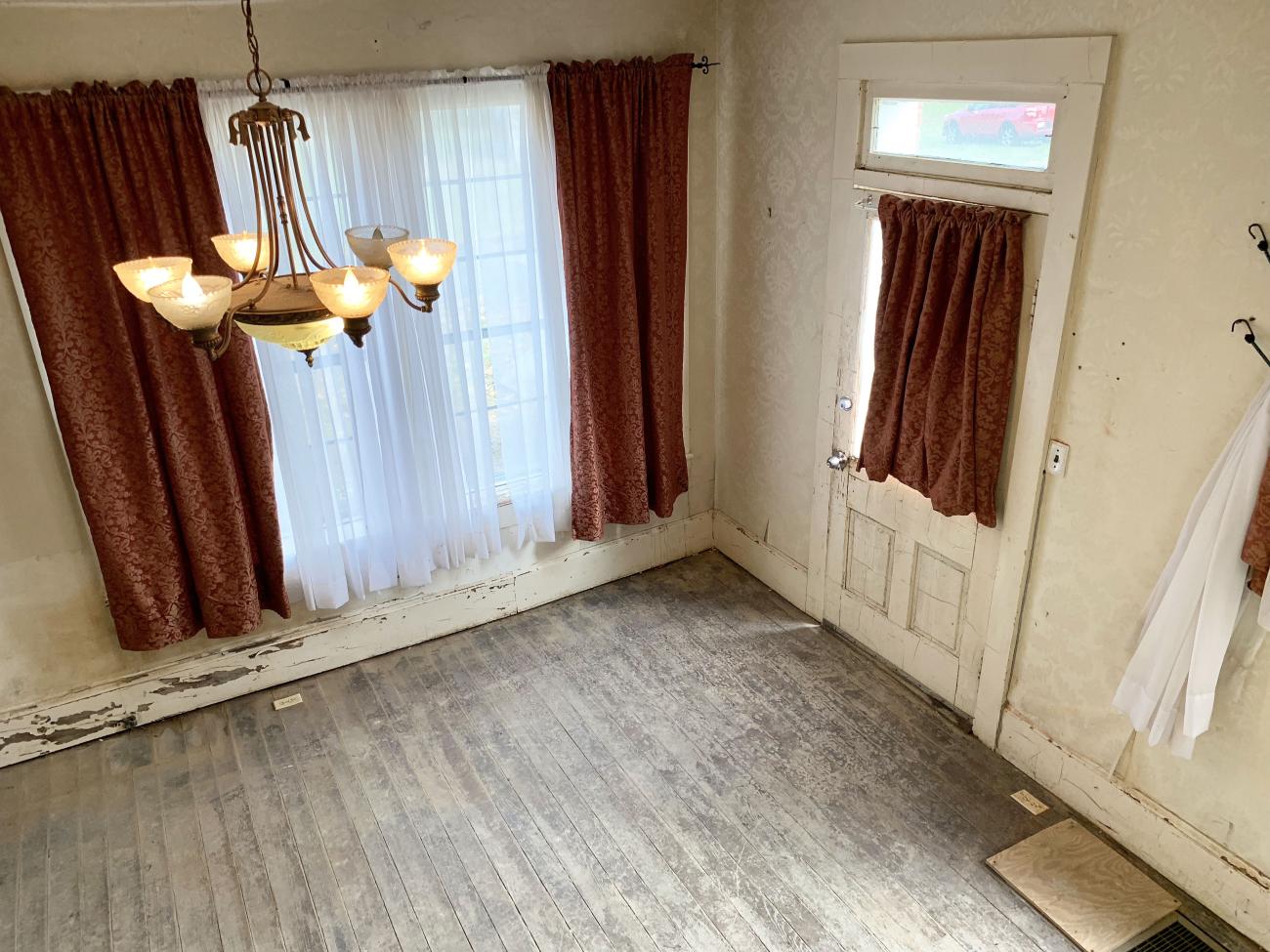 Photograph of the Front Room Viewed from Stairway at the Historic Gardner Homestead