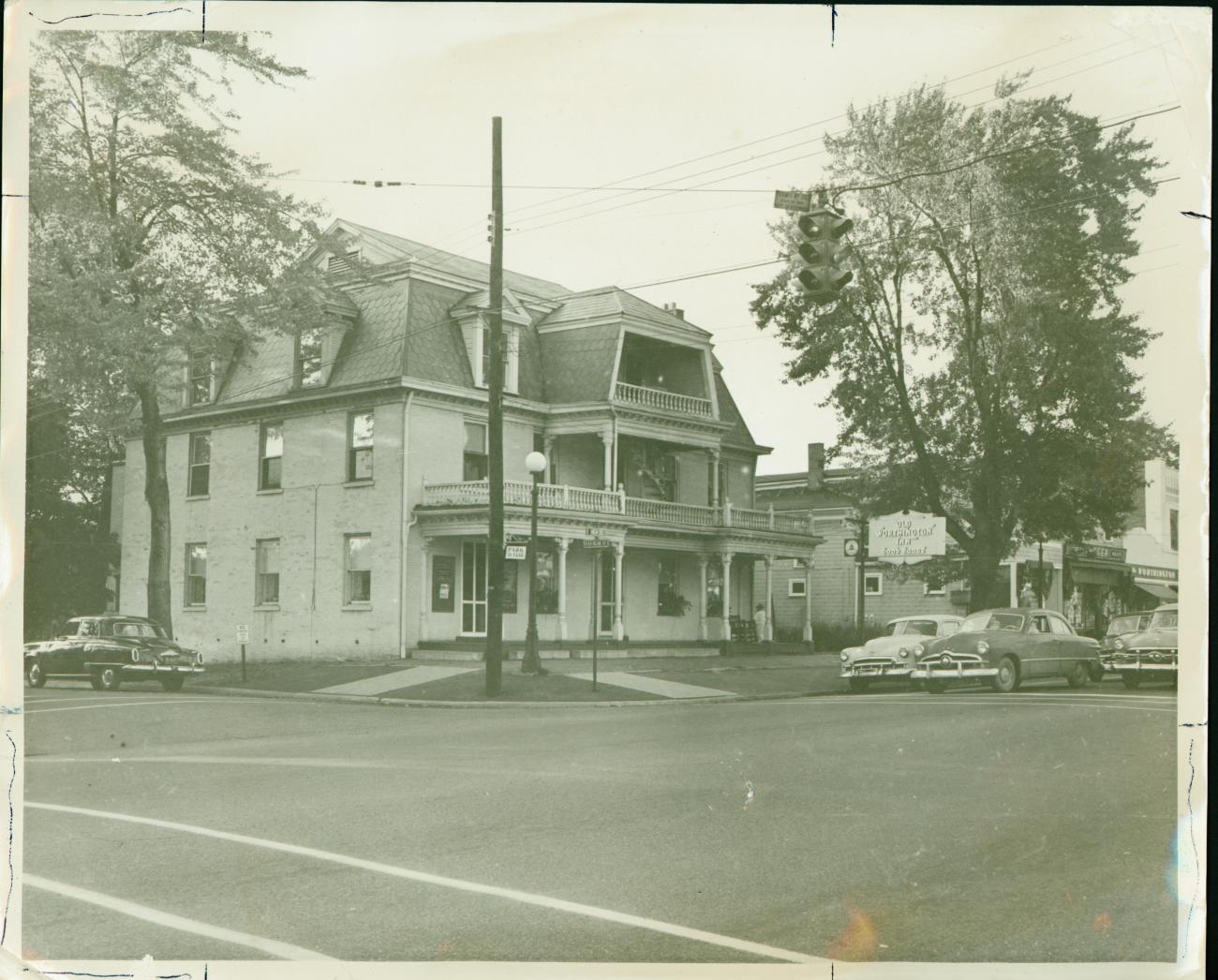 Photograph of the Old Worthington Inn