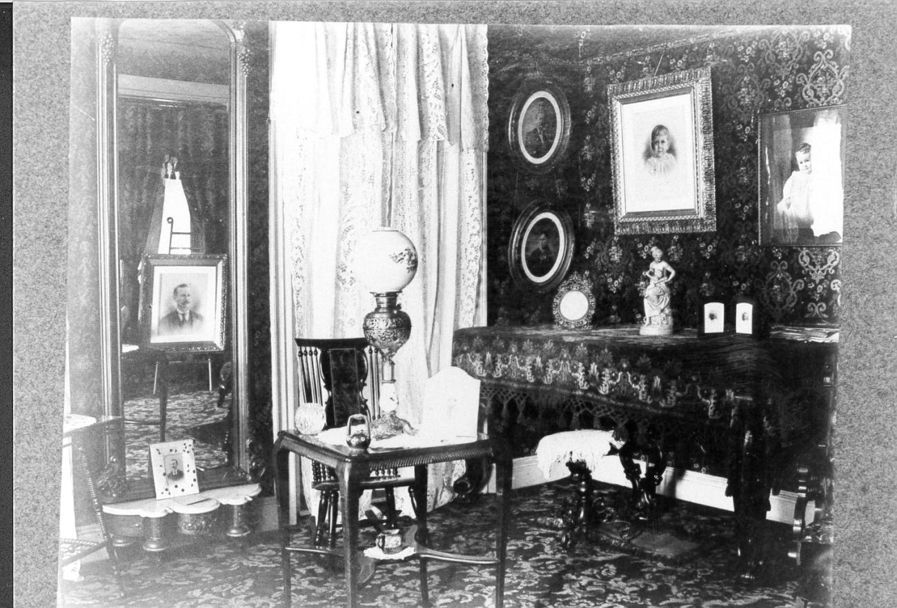 Weaver Family Parlor