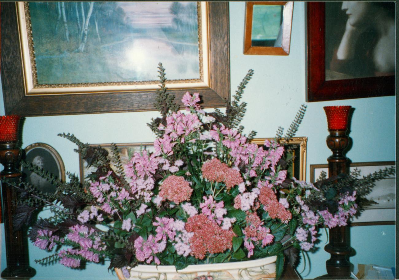 Worthington Garden Club Flower Arrangement