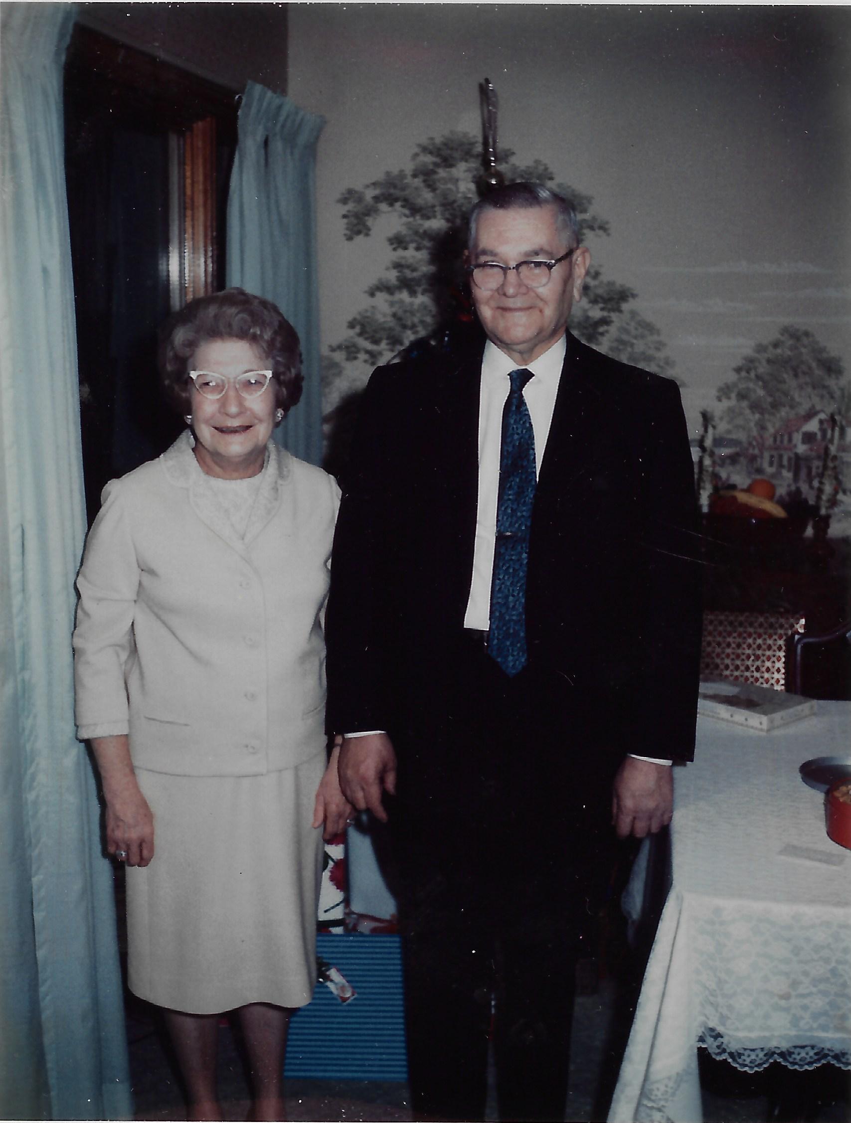 Photograph of Abner Eli and Lella Decker Pinney, 1968