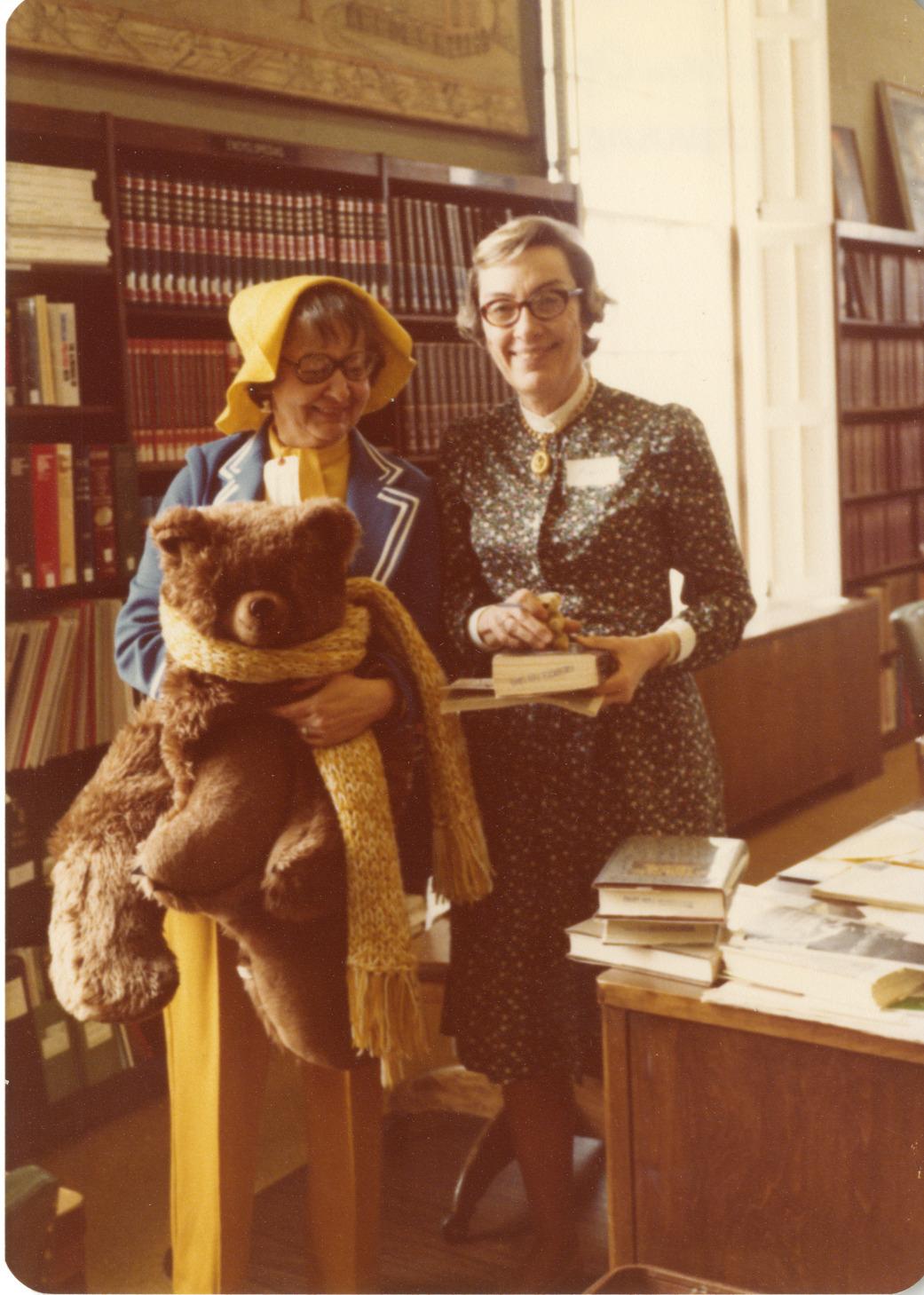 Photograph of Joan Brennan and Jean Ogg at the Worthington Public Library, 752 High Street