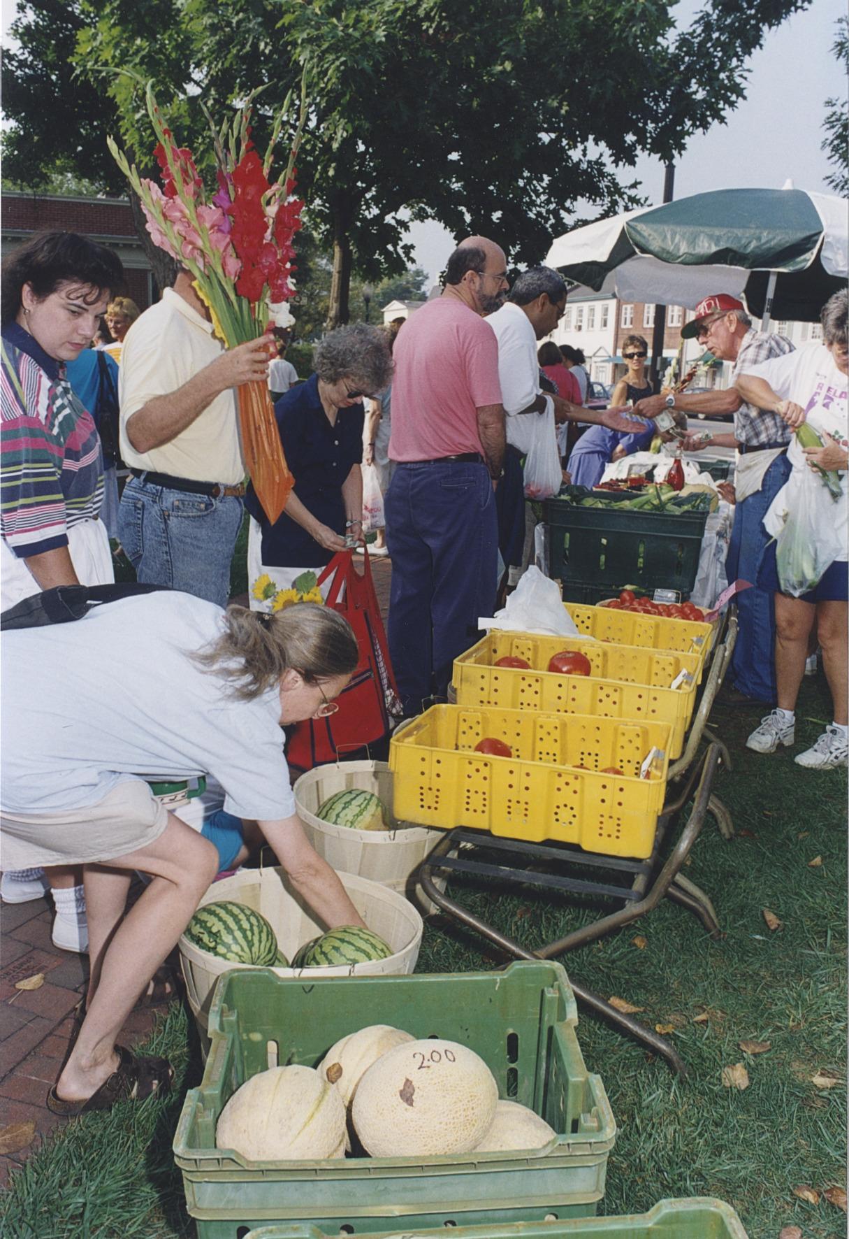 Shoppers at Fruit and Vegetable Vendor at Worthington Farmer's Market