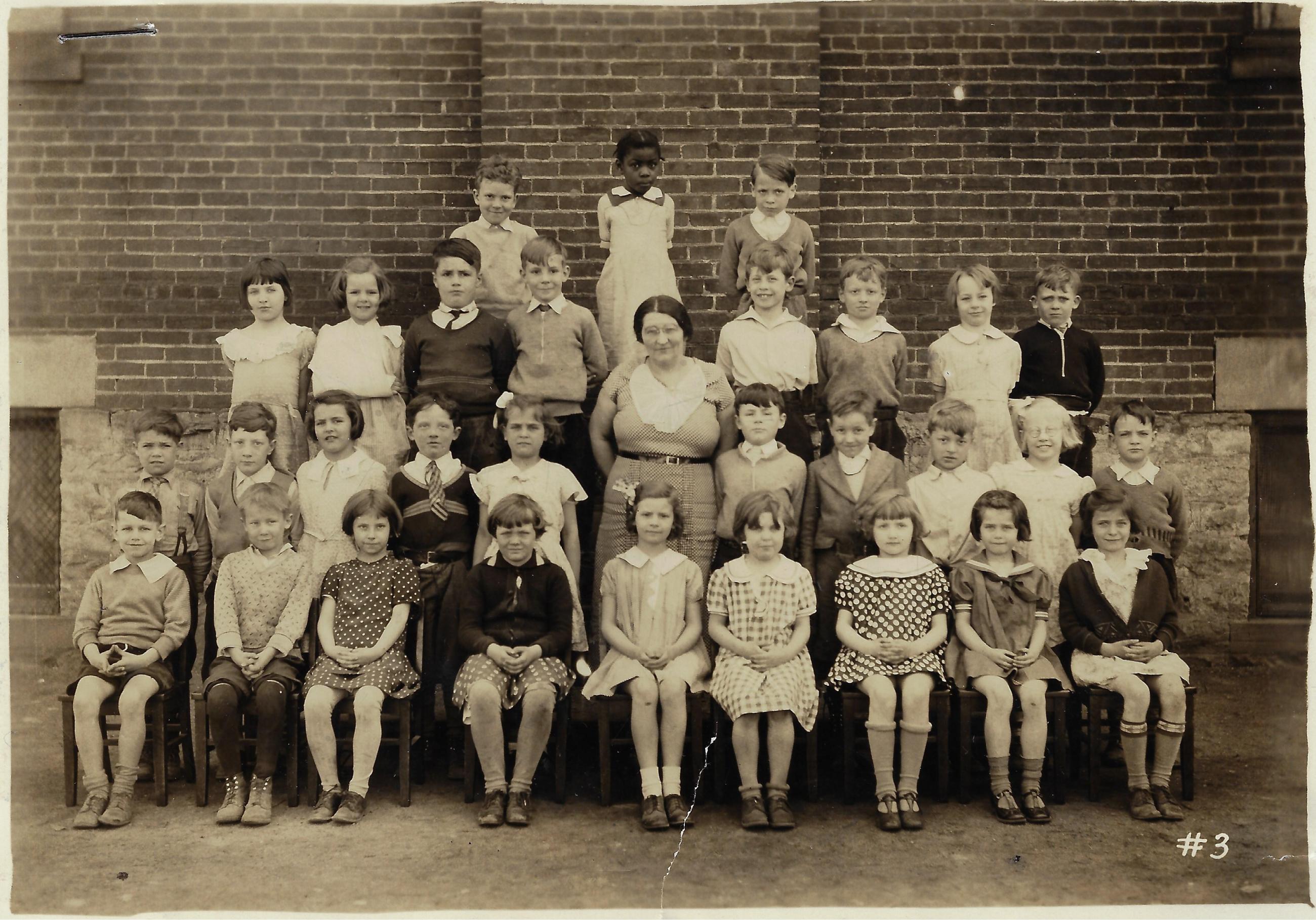 Worthington Elementary School Second Grade Class, 1934-1935