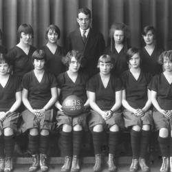 Black and white photo of Worthington High School 1925-26 girls' basketball team