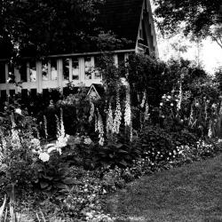 Russell House and Garden