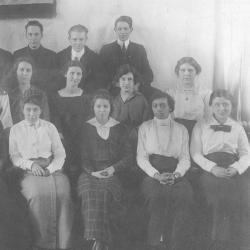 Worthington High School - Class of 1914