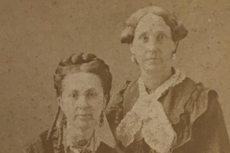 Photograph of Helen Maynard Metcalf and Mary Johnson Sessions