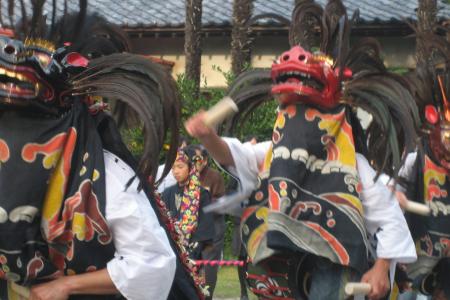 Photograph of lion dance performers in Sayama, Japan
